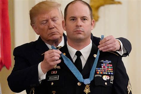 President Trump Awards Active-Duty Green Beret Medal of Honor for ...