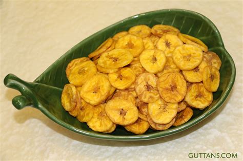 Banana Chips Recipe | Ethakka Upperi Recipe | Kaya Varuthathu | Guttans