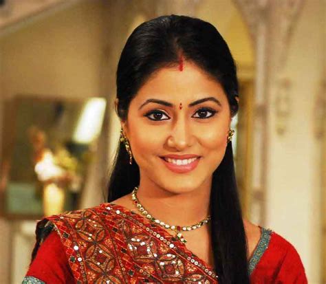 Hina Khan Biography – Wiki, Age, Serials, DOB, Height, Weight, Awards, Family, Husband, Career, etc