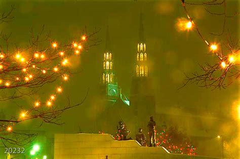 OUTDOOR PHOTOGRAPHY - George Popadynec | Ottawa | "Christmas Truce" (Peacekeeping Monument)