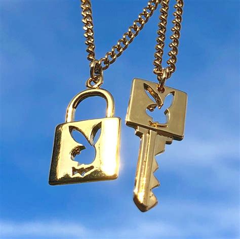 PLAYBOY LOCK AND KEY NECKLACE SET🔑 – Cyberspace Shop