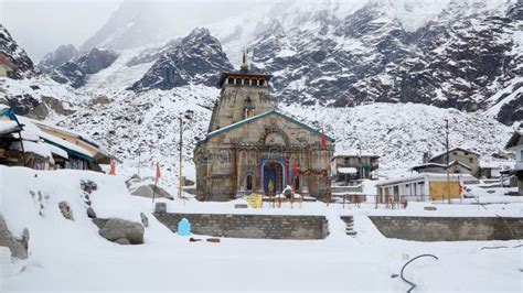 382 Kedarnath Temple Snow Stock Photos - Free & Royalty-Free Stock ...