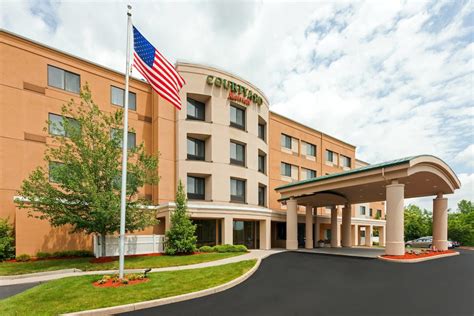 Courtyard By Marriott Farmington Farmington - 2022 hotel deals - Klook ...