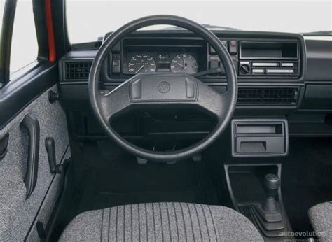 MkII Volkswagen Golf Interior : r/80sdesign