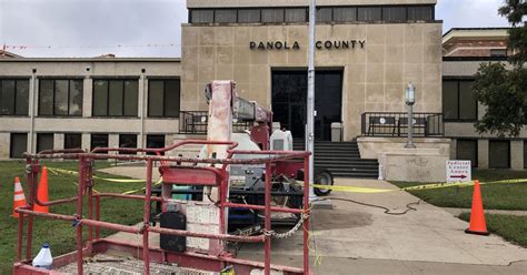 Panola County courthouse roof almost complete | News | panolawatchman.com