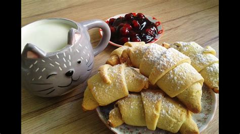 Polish Crescent Cookies - Rogaliki/ Rogaliczki with cherries/ Shortcrust Pastry/Kruche z ...