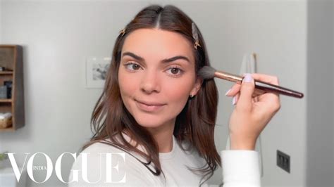 Kendall Jenner's Guide to Sun-Kissed Makeup | Beauty Secrets | Vogue India :: GentNews