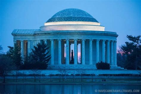 How-to Guide | Photo of the Jefferson Memorial Before Sunrise