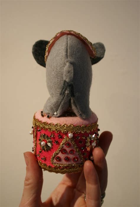 Bitter Betty Blogs: Finish # 18: Nellie The Elephant