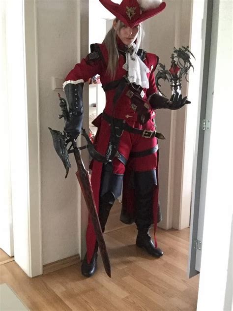 FFXIV Redmage by cheezaah | Fantasy cosplay, Final fantasy cosplay, Cosplay costumes