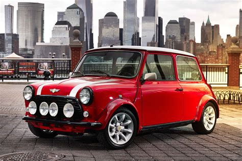 Classic Mini Electric charges into New York | Motoring Research