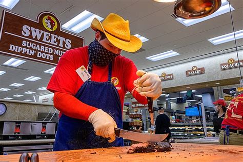 Buc-ee's will open its doors Monday in St. Augustine