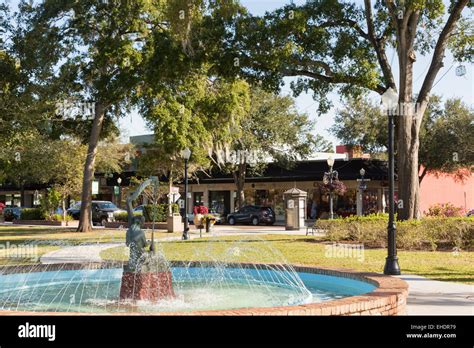 The fountain in Central Park in historic downtown Winter Park, Florida Stock Photo - Alamy