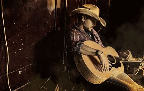 Jason Aldean's 'Rearview Town' Album Makes No. 1 Debut