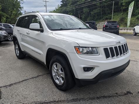 Pre-Owned 2014 Jeep Grand Cherokee Laredo in Bright White Clearcoat | Greensburg | #F82475X