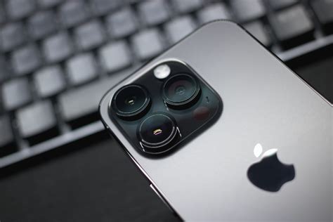 iPhone 17 Pro to get under display camera - Geeky Gadgets