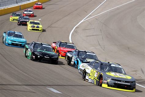 At-track photos: Las Vegas Motor Speedway 2021 spring | NASCAR