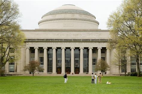 Top Engineering Universities in the USA - HelpToStudy.com