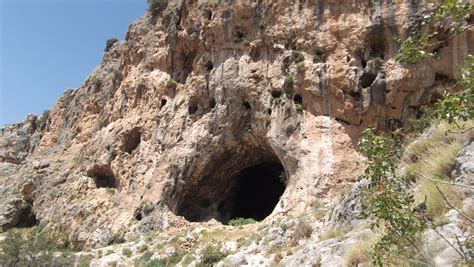 Namer Caves | Cave, Natural landmarks, Island