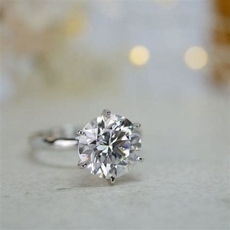 Stunning 4 Carat Diamond Ring - Classic Solitaire Design