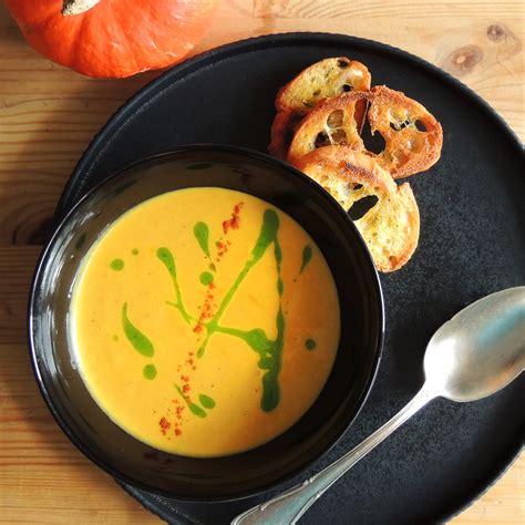 Roasted Hokkaido Pumpkin Soup | Free Vegan Meal Planning | Veahero