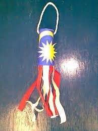 Merdeka craft | Flag crafts, Merdeka craft, Malaysian flag art