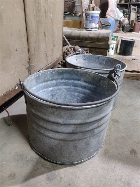 Natural Iron Metal Tub, For Garden/Decoration/Balcony/Home at Rs 600 ...