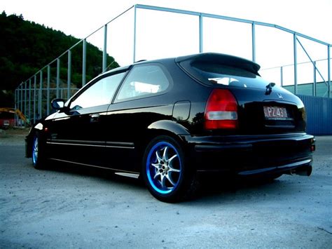 1999 Honda Civic Hatchbackpictures1999 Honda Civic - Shutter Line