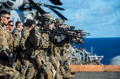 EAST CHINA SEA (June 28, 2013) Members of the Force Reconnaissance Platoon (FRP), 31st Marine ...