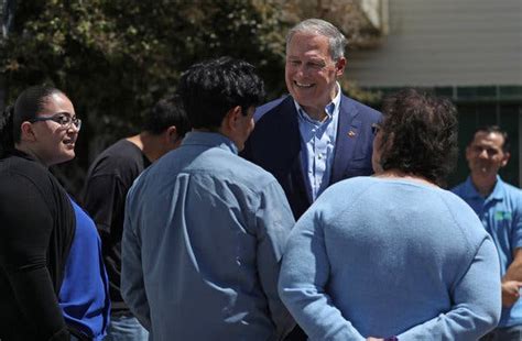 Jay Inslee, Running as a Climate Candidate, Wants Coal Gone in 10 Years ...