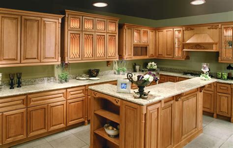 Best Paint Color To Go With Oak Kitchen Cabinets