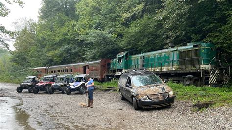 Vintage Train Rotting In The Woods Of Tennessee Has A Sad Story