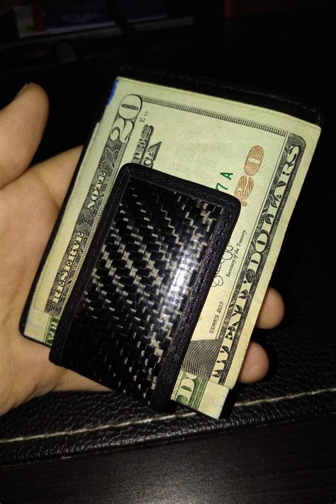 Real Carbon Fiber & Leather Magnetic Money Clip Wallet – Carbon Fiber Gear