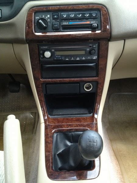 2000 Nissan altima interior trim