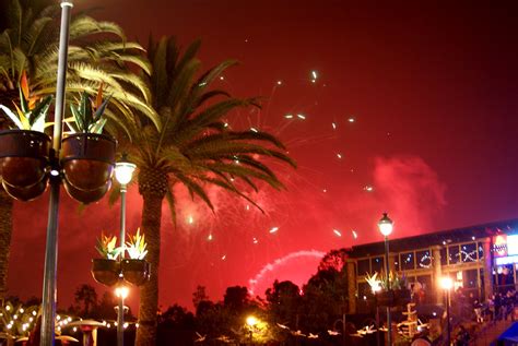 Downtown Disney Fireworks | ClatieK | Flickr