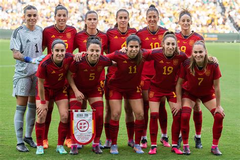 Spain women’s team set for talks over dispute, but no compromise in ...