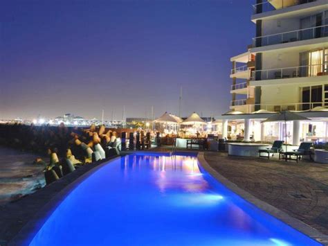 Best Price on Radisson Blu Hotel Waterfront, Cape Town in Cape Town ...