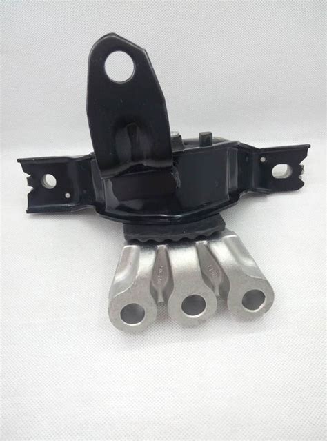 Genuine Auto Spare Parts Engine Mount For Chevrolet Captiva Opel Antara96626769