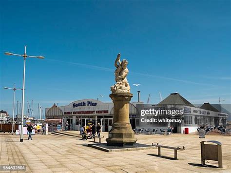 South Pier Lowestoft Photos and Premium High Res Pictures - Getty Images