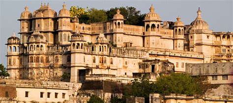 City Palace Museum Udaipur - City Palace Museum Udaipur Timings Entry Fees