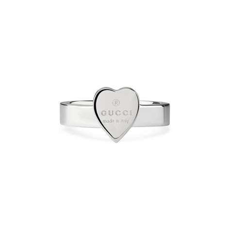 Gucci Heart Ring With Trademark in Silver (Metallic) - Save 5% - Lyst