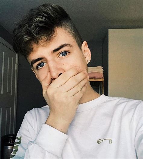 His eyes 😍😍 | Zach clayton, Clayton, Social media influencer