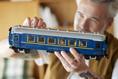 Nouvelle - LEGO Rekindles the Magic of Rail Travel with the New LEGO Ideas Orient-Express Train