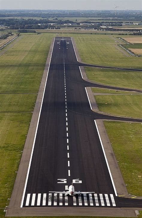 Airport Runways - Requirements and Regulations