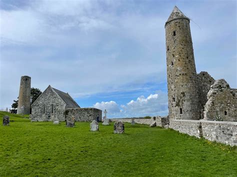 Clonmacnoise Monastery | Visit the Clonmacnoise Monastic Site