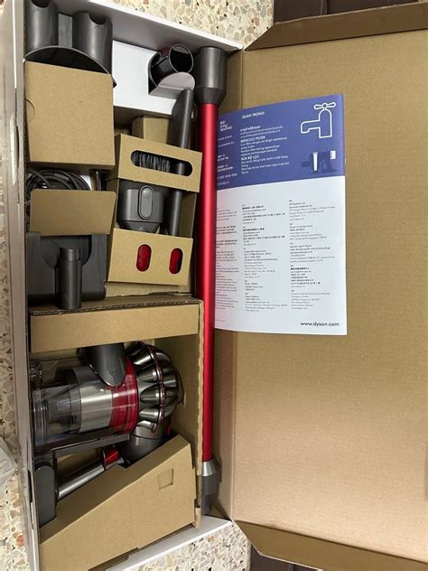 Dyson V8 Slim Fluffy, TV & Home Appliances, Vacuum Cleaner ...