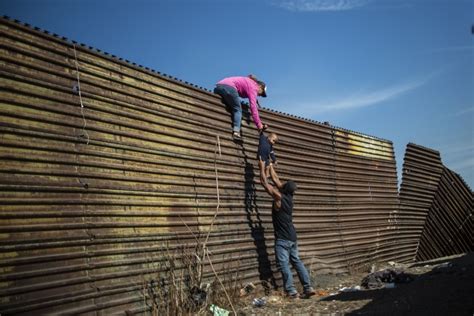 Children shot with rubber bullets and tear gas by US troops at Mexican ...