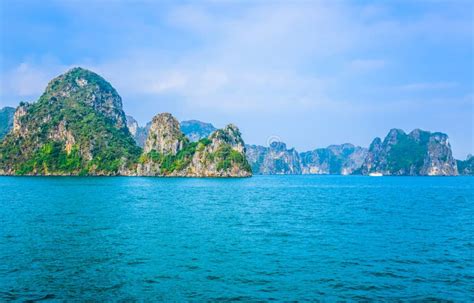 Beautiful View of Ha Long Bay, a Very Popular Travel Destination in Quang Ninh Province ...