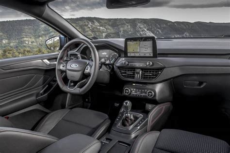 2019 Ford Focus St-Line interior