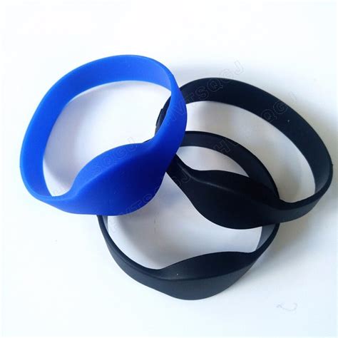 500pcs Fashionable Design 216 chip Custom Silicone Wristbands-in IC/ID Card from Security ...